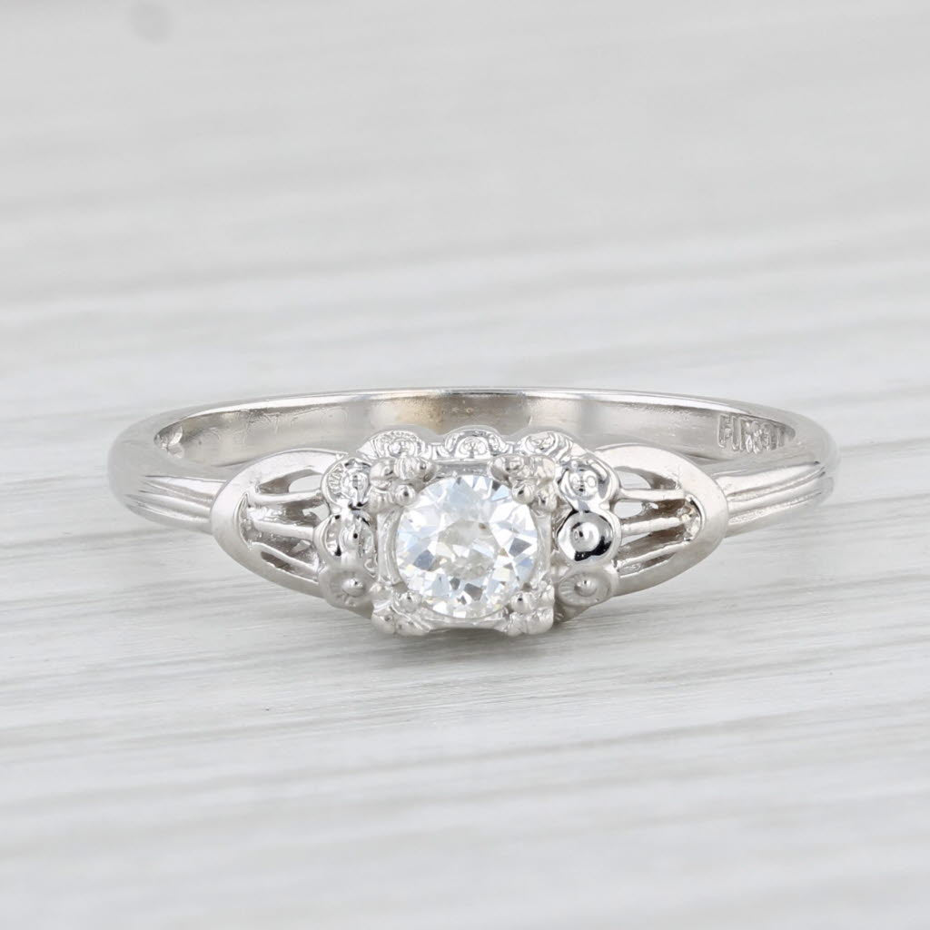 Light Gray Vintage 0.22ctw VS2 Diamond Solitaire Engagement Ring 18k White Gold Old Euro