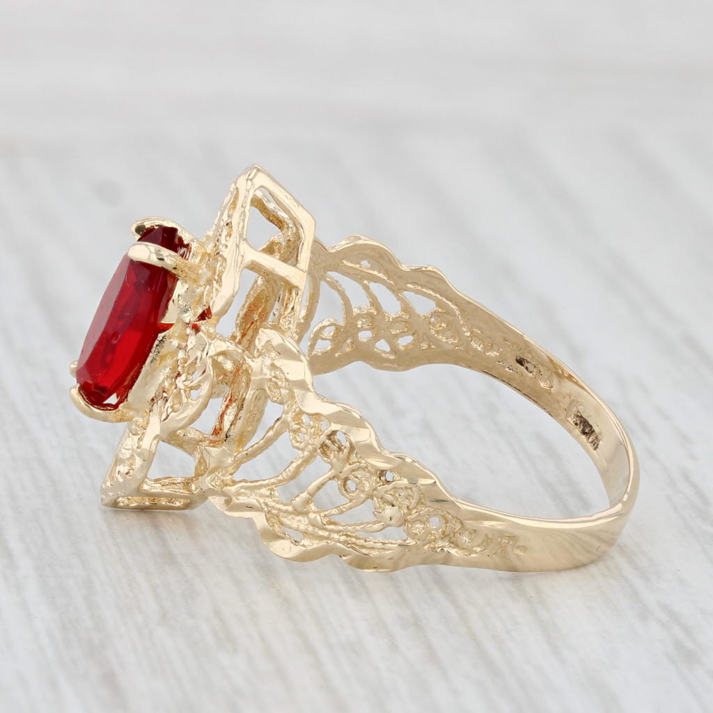 Light Gray Red Glass Marquise Solitaire Ring 14k Yellow Gold Ornate Filigree Size 6.5