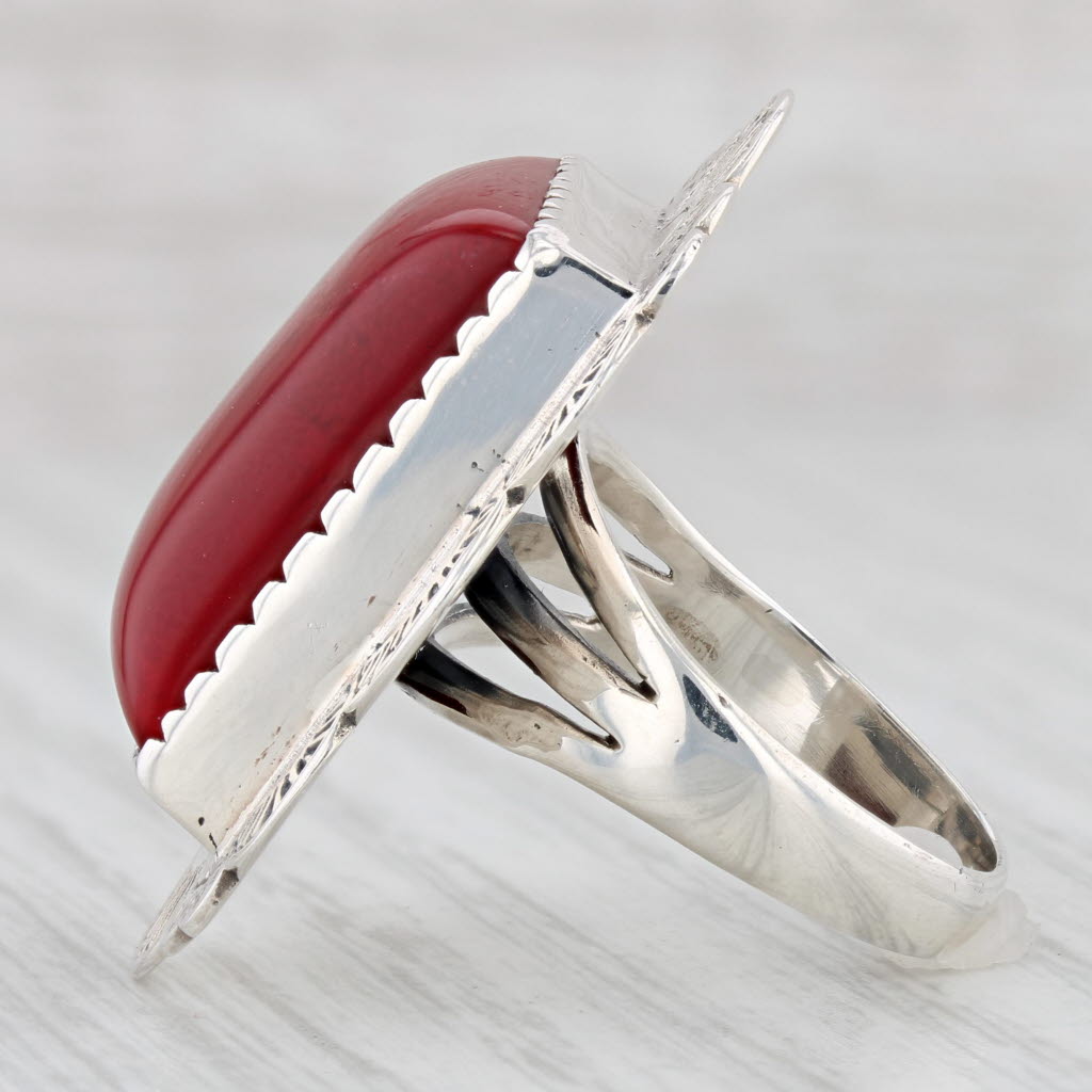 Light Gray Vintage Southwestern Red Resin Statement Ring Sterling Silver Size 7.25