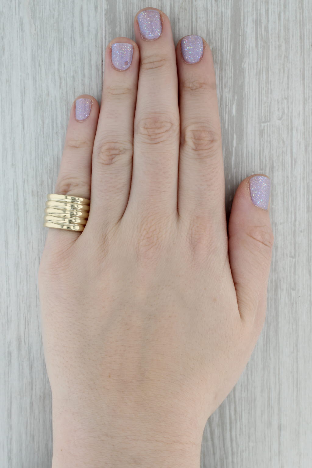 Dark Gray Beveled Stacked Bands Statement Ring 14k Yellow Gold Size 6.5