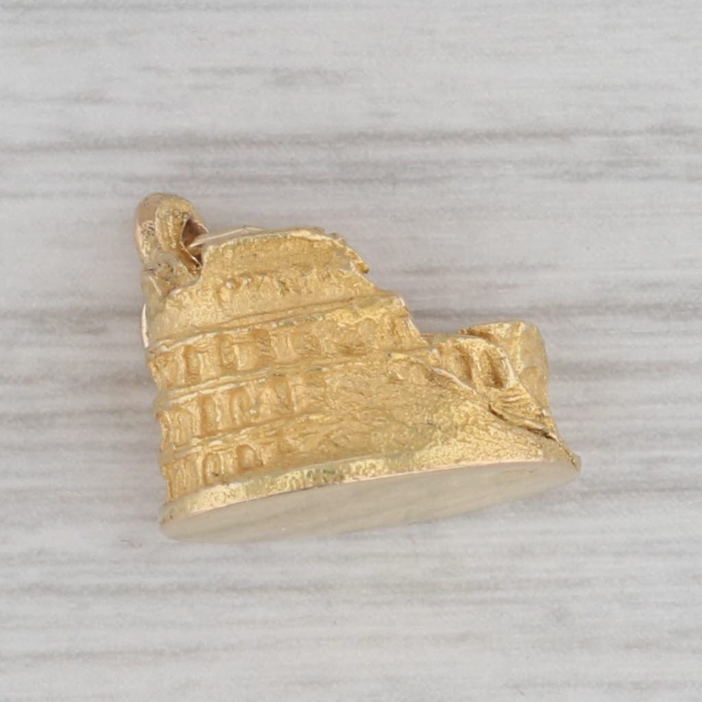 Gray Vintage Roman Colosseum Charm 18k Yellow Gold Rome Italy Souvenir Pendant