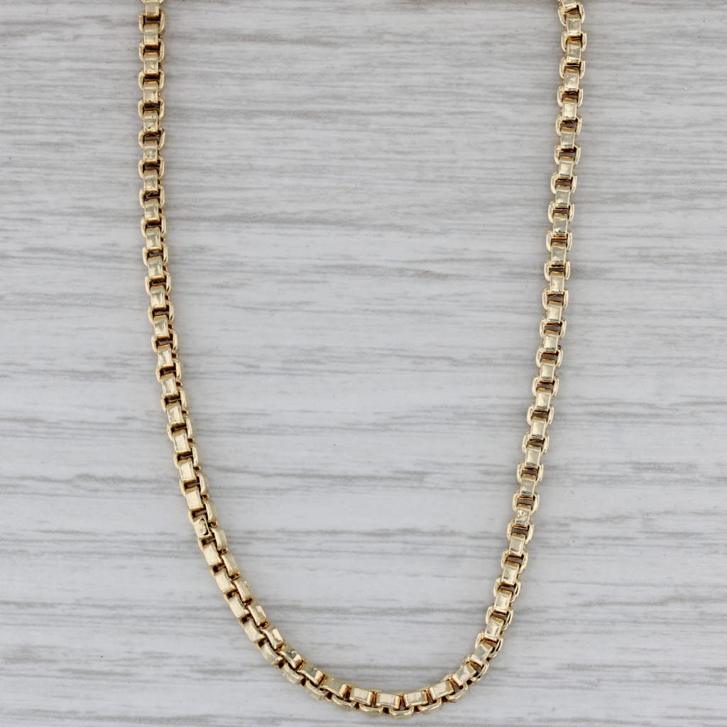 Gray 23" 2.7mm Box Chain Necklace 14k Yellow Gold Lobster Clasp