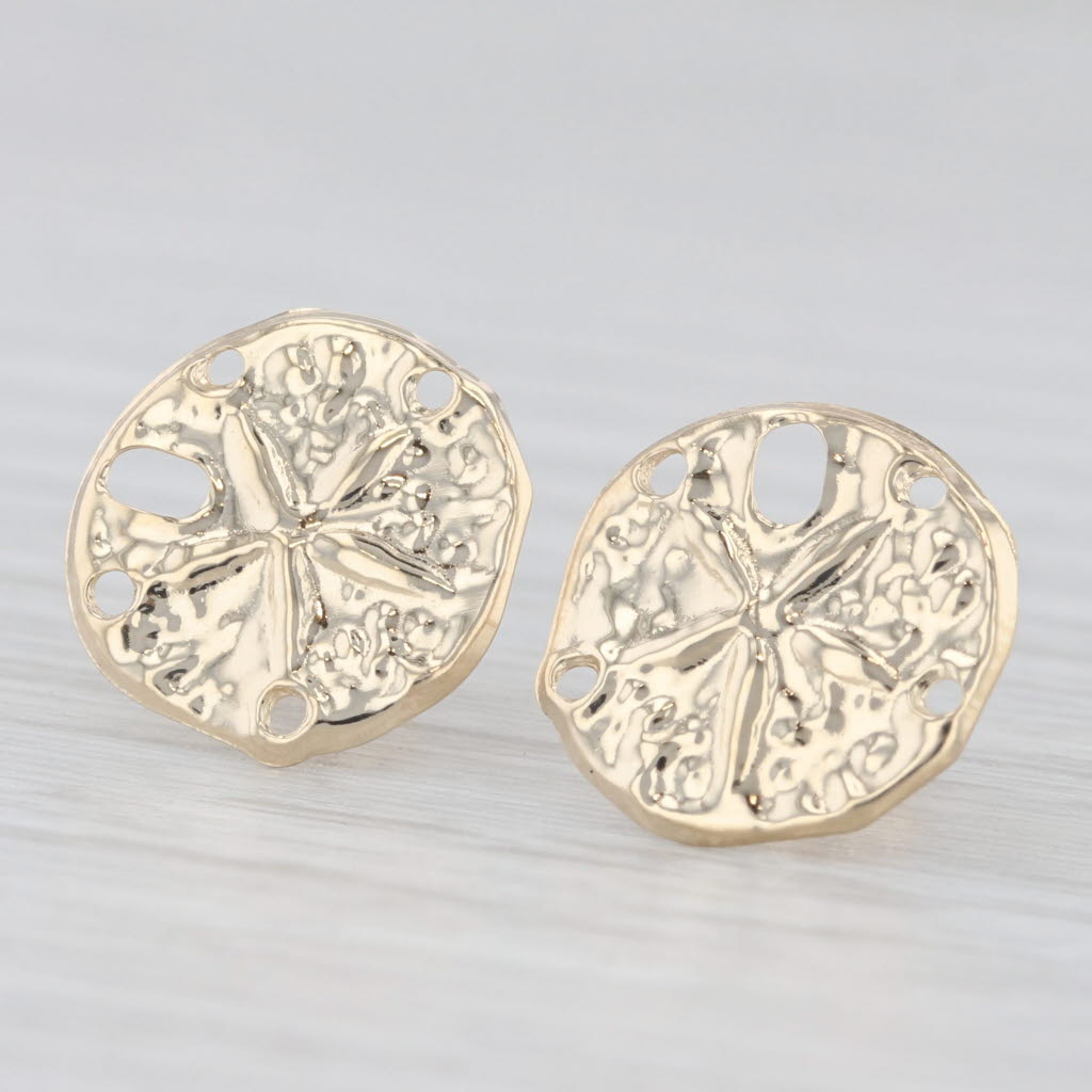 Light Gray Sand Dollar Stud Earrings 14k Yellow Gold Nautical Jewelry