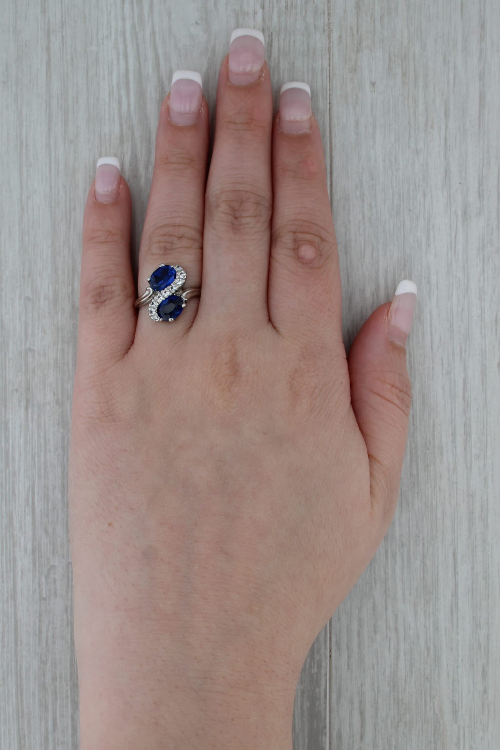 3.18ctw Lab Created Blue Sapphire Spinal Bypass Ring 10k White Gold Size 7.5