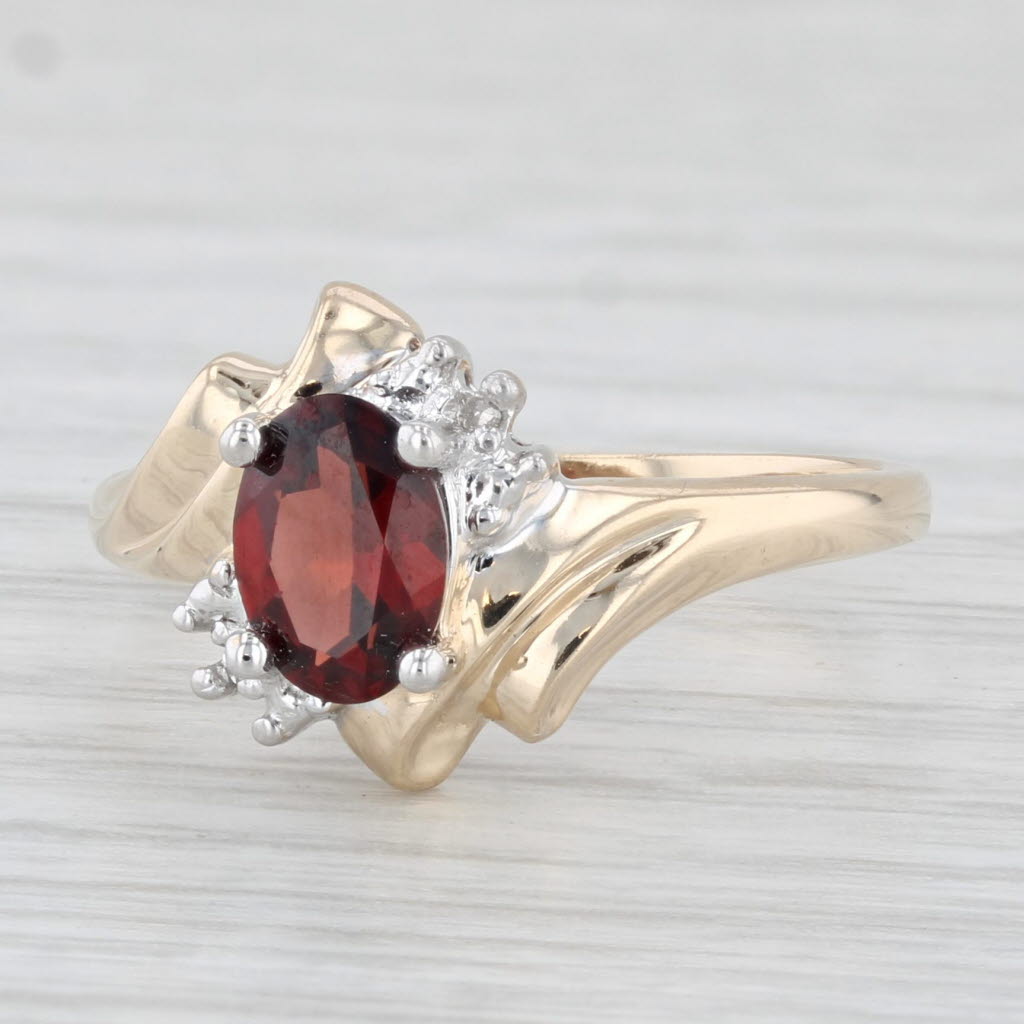 Light Gray 0.85ctw Oval Garnet Diamond Ring 10k Yellow Gold Bypass Size 7