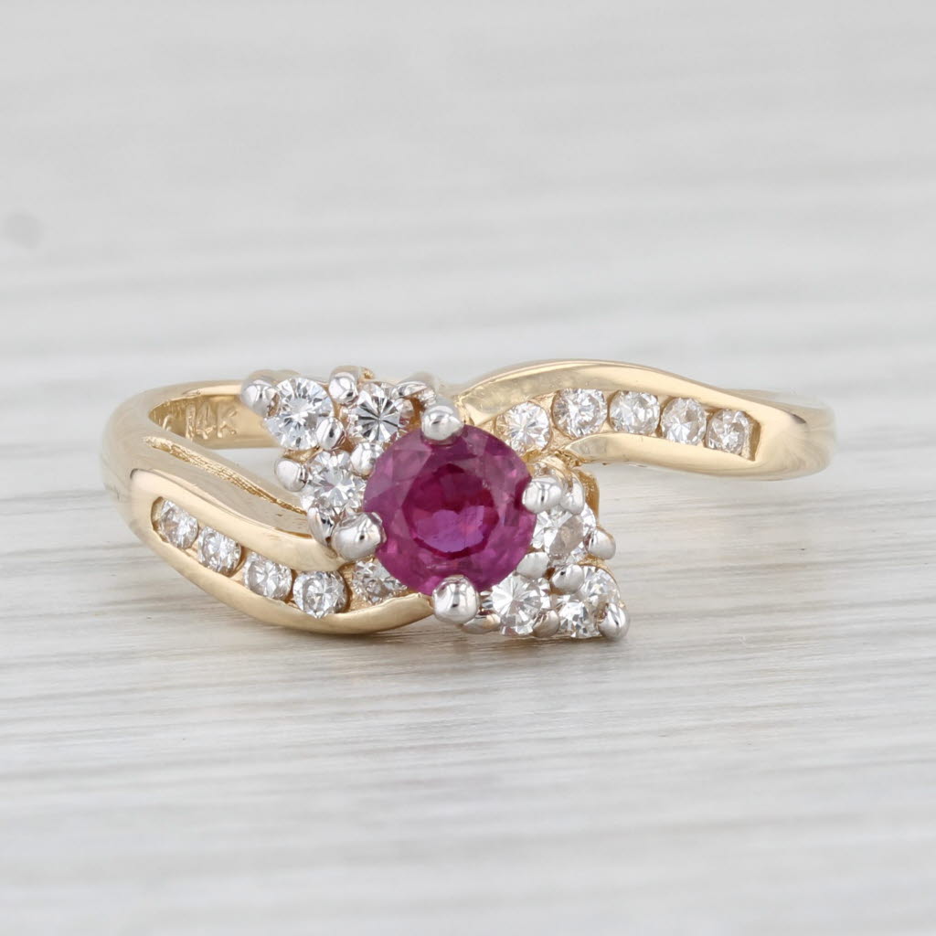 Light Gray 0.83ctw Ruby Diamond Bypass Ring 14k Yellow Gold Size 6.75 Engagement
