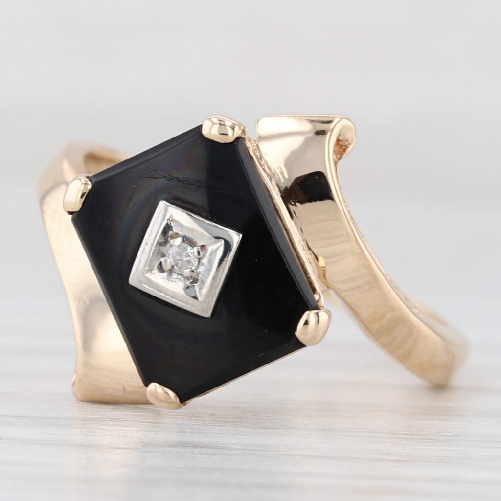 Light Gray Onyx Diamond Bypass Signet Ring 10k Yellow Gold Size 6.5 Vintage