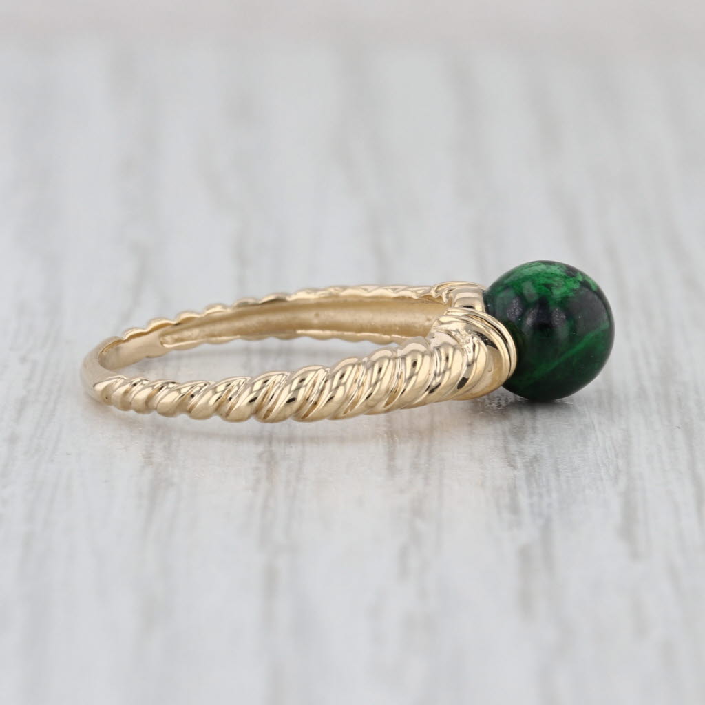 Mawsitsit Green Bead Solitaire Ring 14k Yellow Gold Size 8 Scalloped Band
