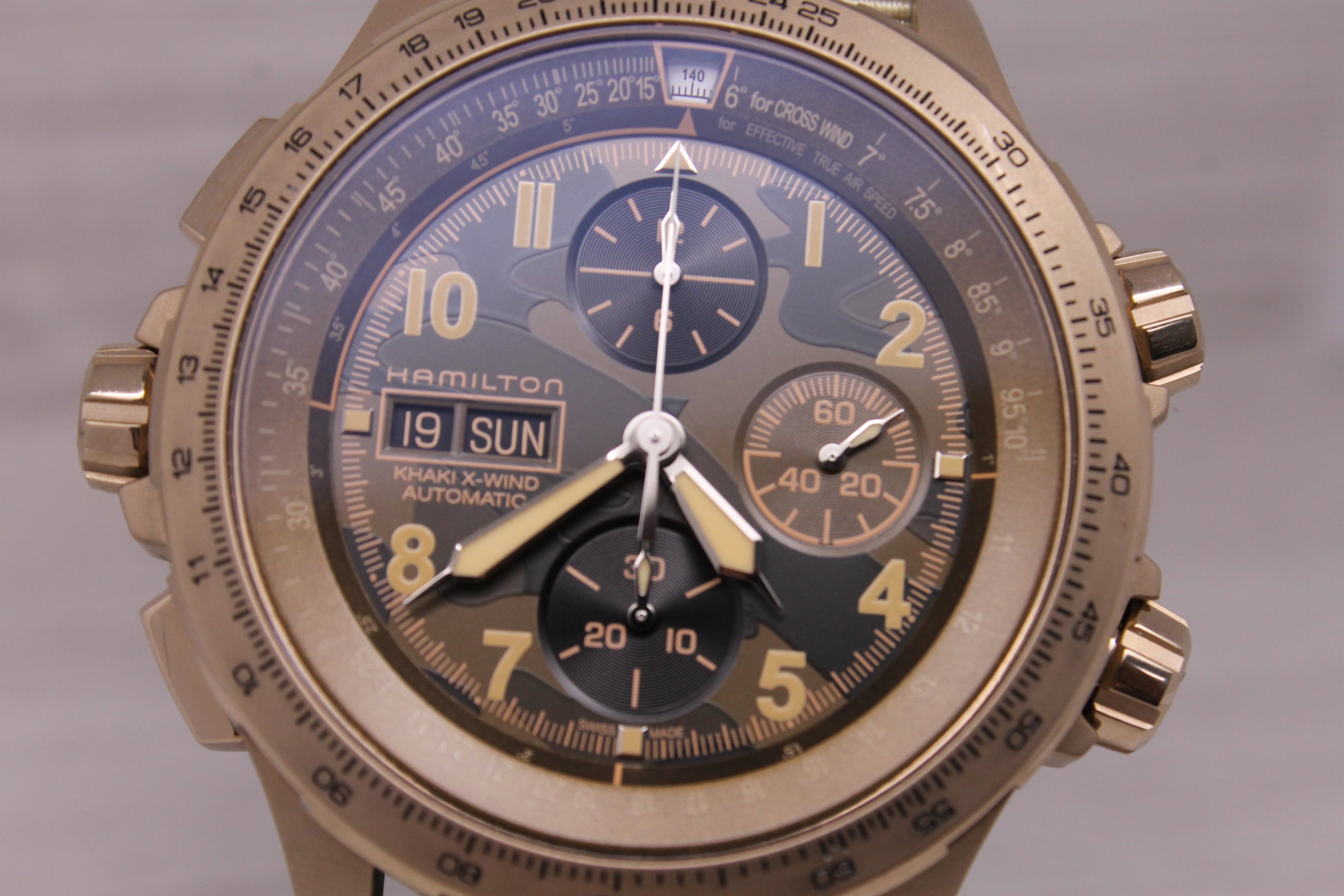 Hamilton Khaki X-Wind 46mm Steel Automatic Chrono Watch Swiss Day Date H77916920