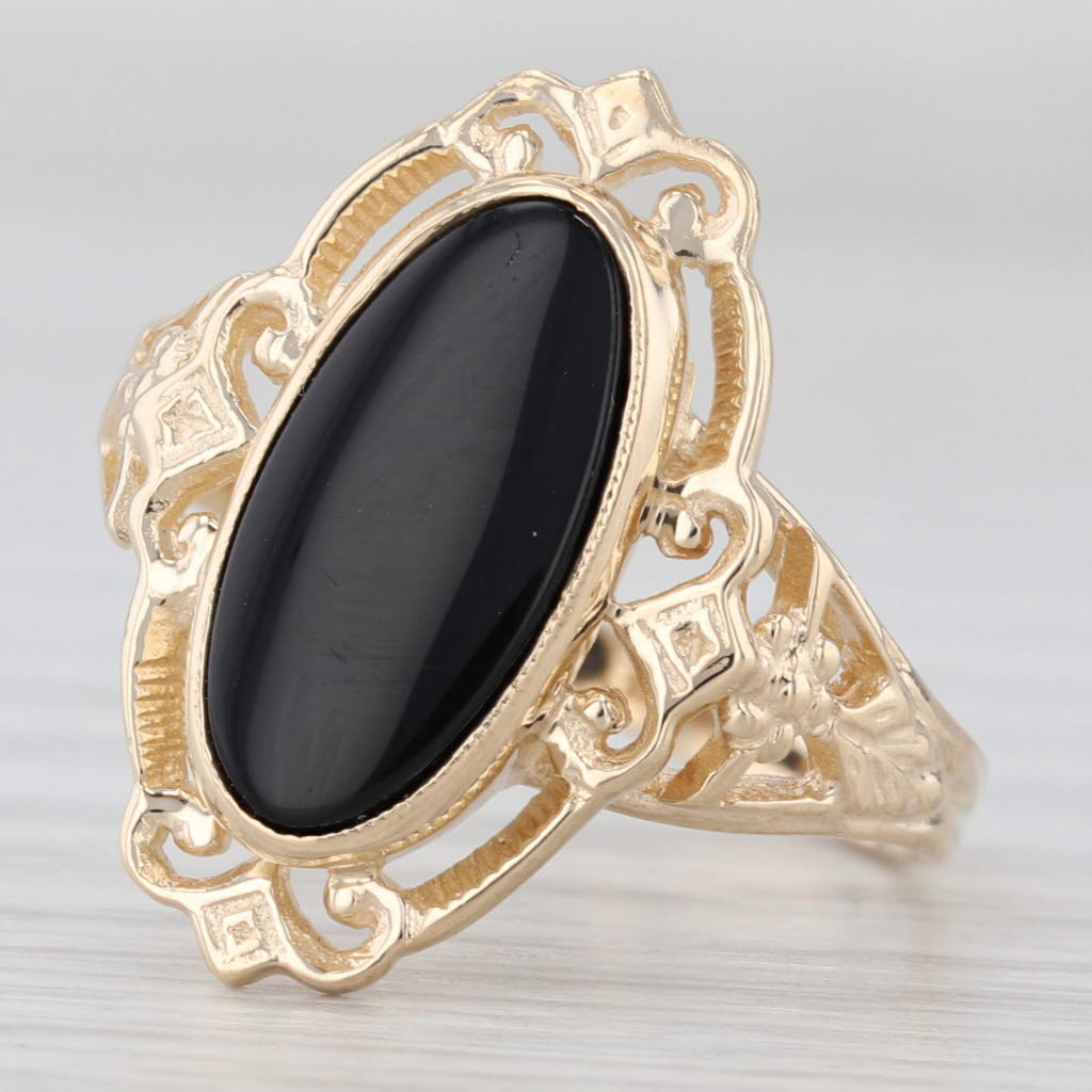 Vintage Onyx Ring 10k Yellow Gold Oval Cabochon Solitaire Flower Size 7