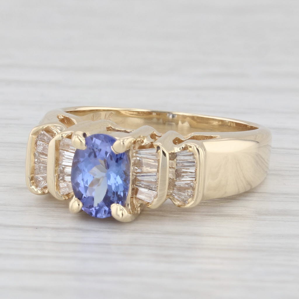 Light Gray 1.25 ctw Tanzanite Diamond Baguette 14K Yellow Gold Size 6.25 Ring