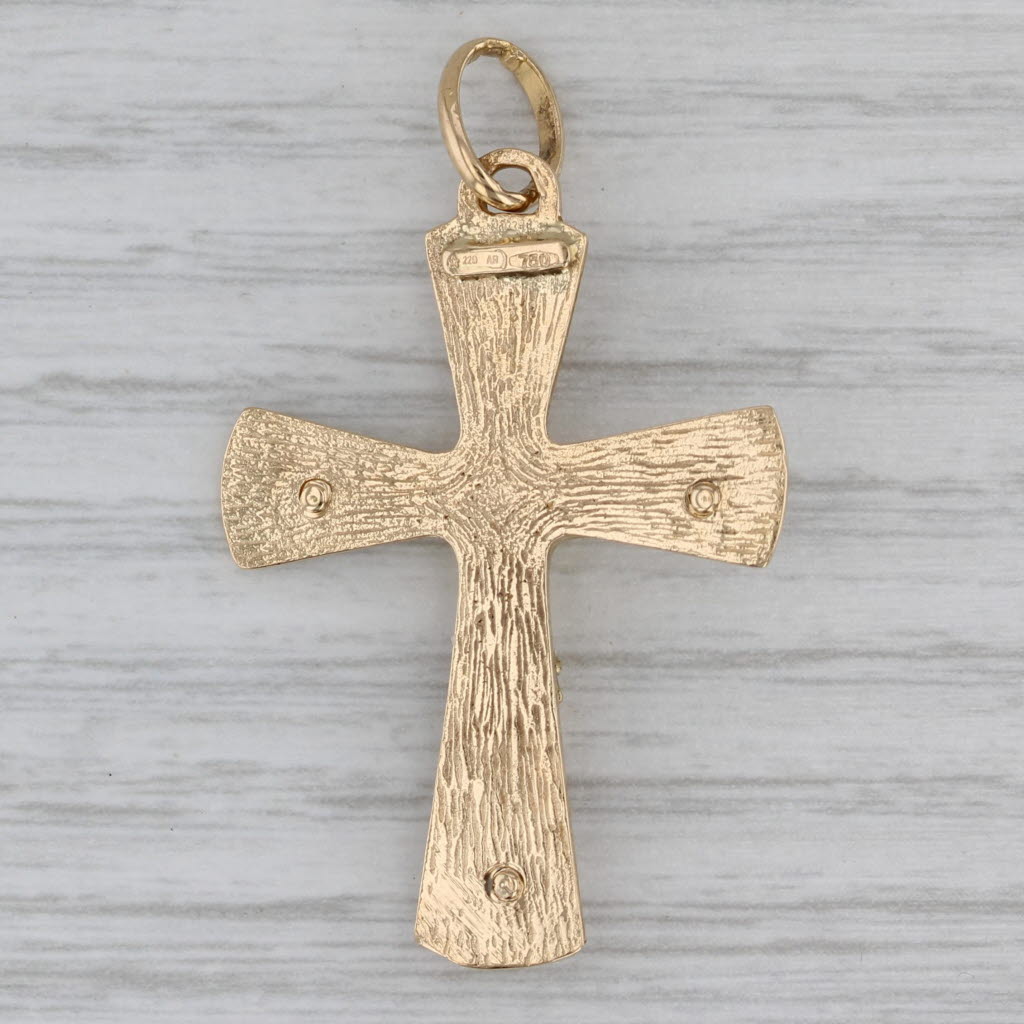 Gold 780 deals 18k Cross Pendant