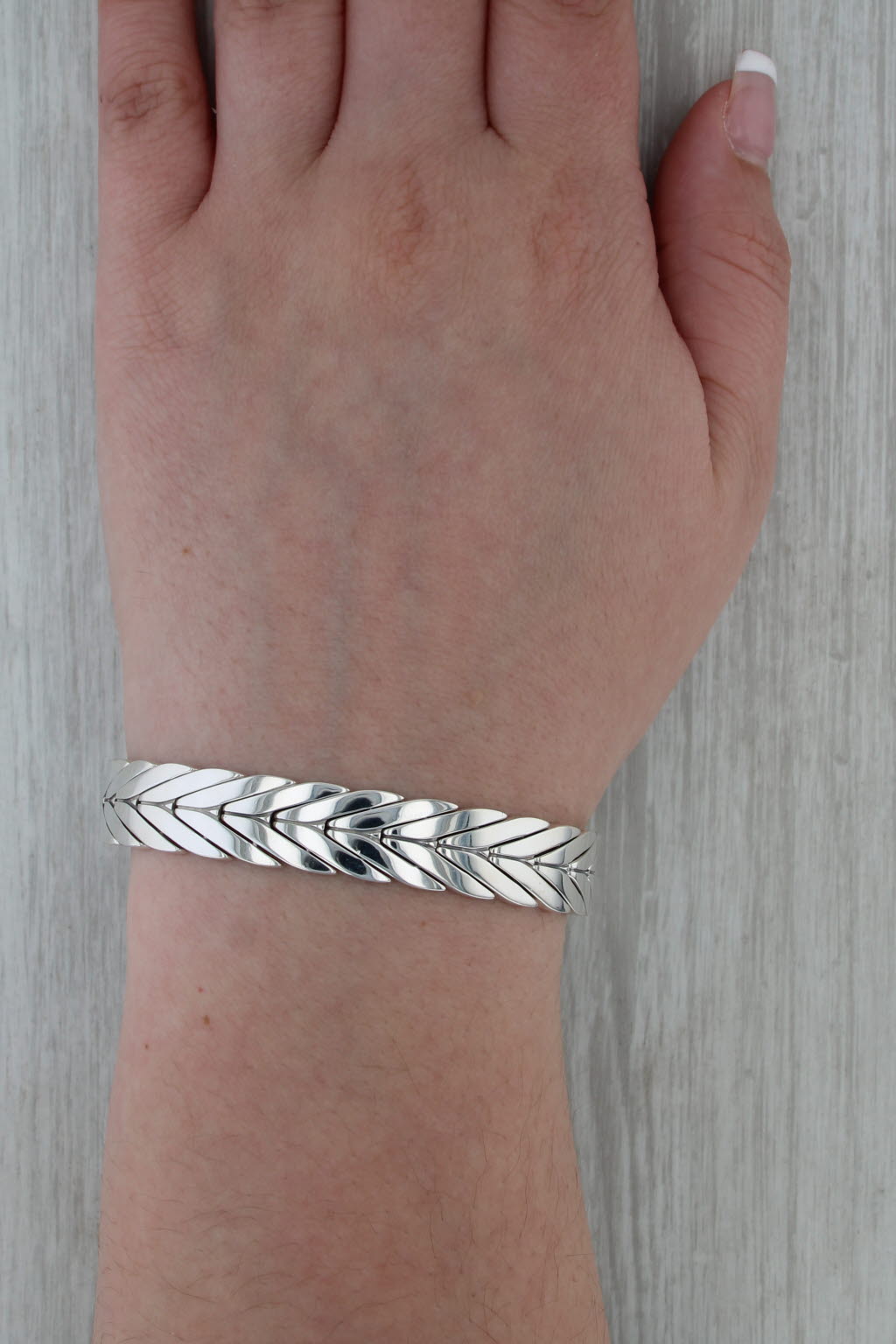 John Hardy Black Sapphire Modern Chevron Chain Sterling Silver7"