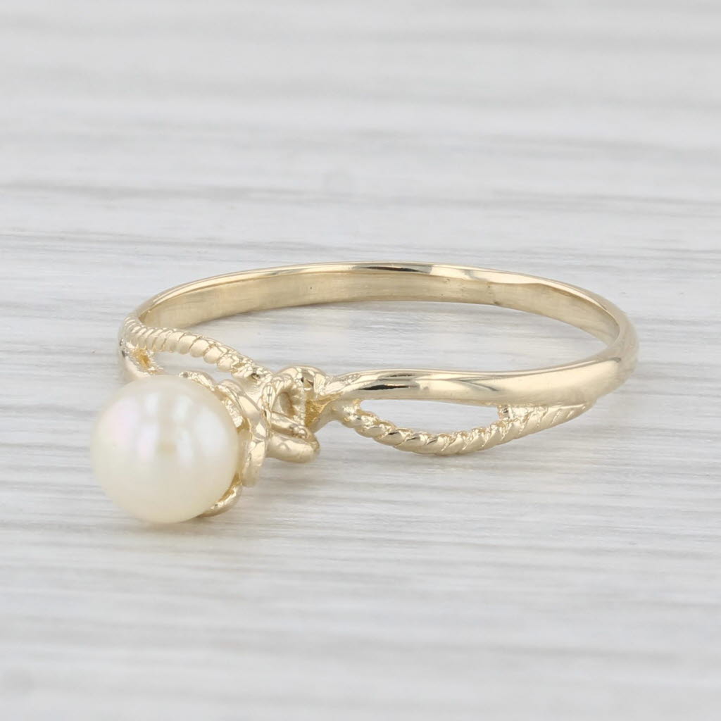 Light Gray Cultured Pearl Dangle Charm Ring 14k Yellow Gold Small Size 3.5 Band
