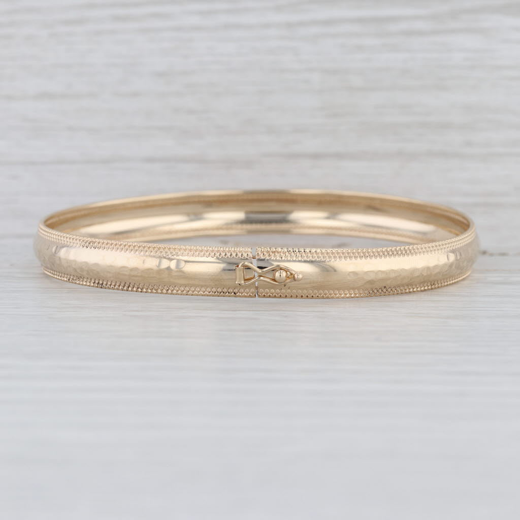 Hammered Bangle Bracelet 10k Yellow Gold 7.25" 7.4mm