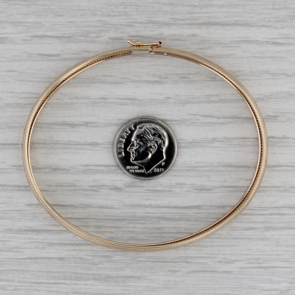 Hammered Bangle Bracelet 10k Yellow Gold 7.25" 7.4mm
