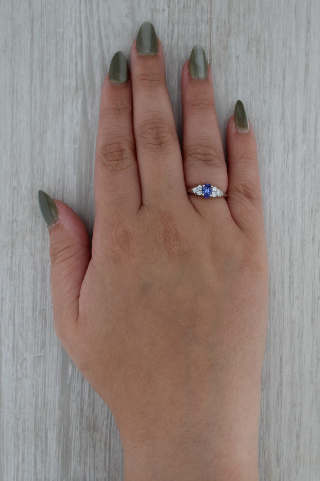 0.62ctw Oval Tanzanite Diamond Ring 14k White Gold Size 6.25