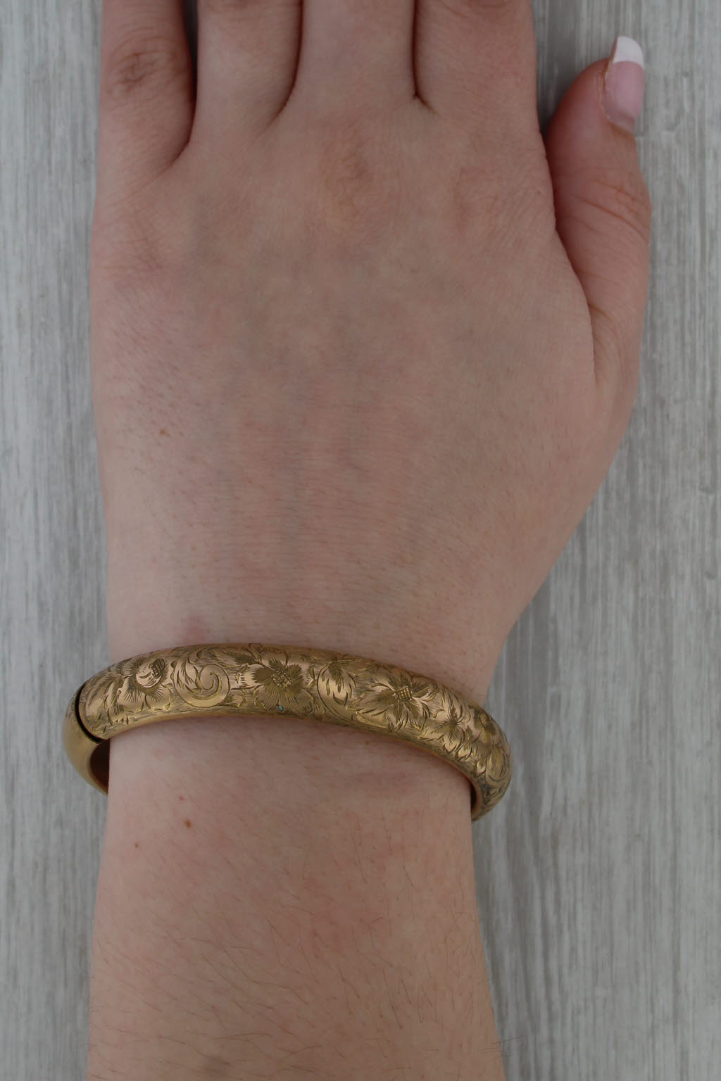 Antique Floral Engraved Bangle Bracelet Gold Filled 7" 11mm