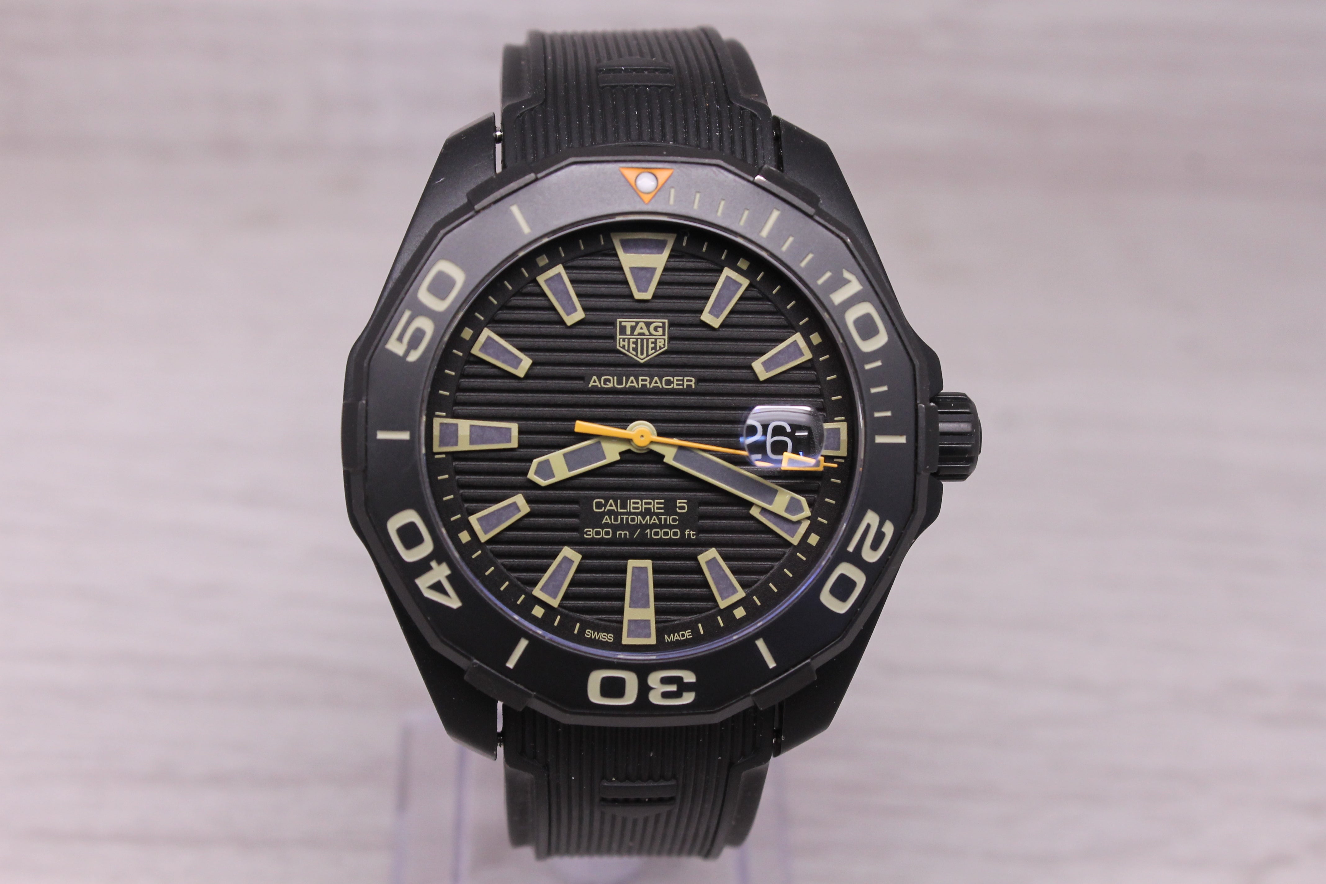 Tag Heuer Aquaracer Calibre 5 Black Titanium Mens Automatic Divers Watch WAY208C