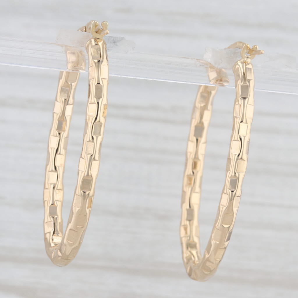 Light Gray New Checked Oval Hoop Earrings 14k Yellow Gold Snap Top Hoops