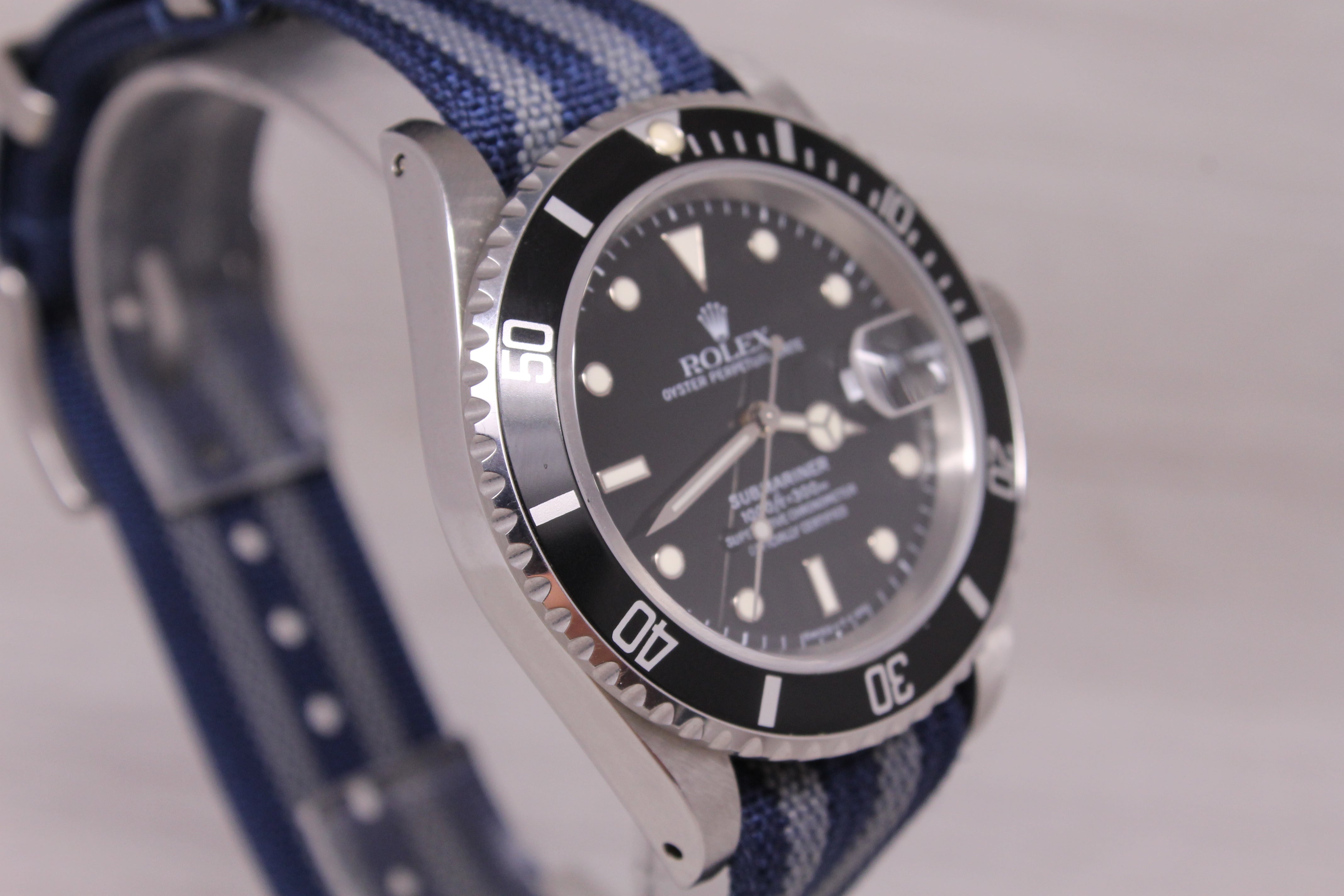 Vintage 1996 Rolex Submariner 16610 40mm Steel Divers Watch Original & Nr Mint