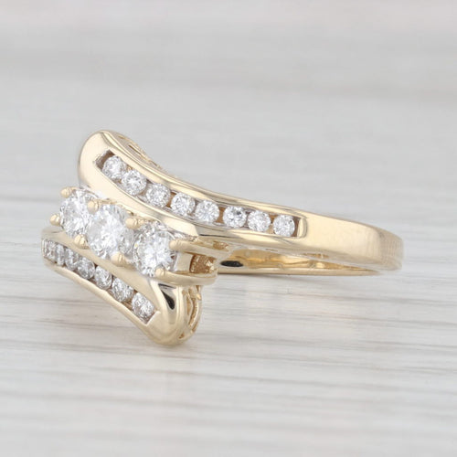 Light Gray 0.50ctw Diamond 3-Stone Bypass Ring 14k Yellow Gold Size 7