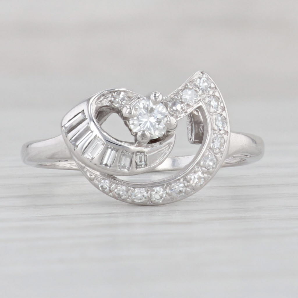 Light Gray Vintage 0.28ctw Diamond Abstract Ring 14k White Gold Size 8.5