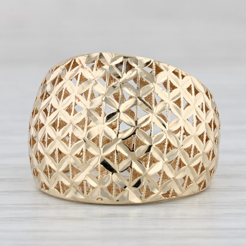 Light Gray Lattice Work Pierced Ring 14k Yellow Gold Size 6.25 Statement