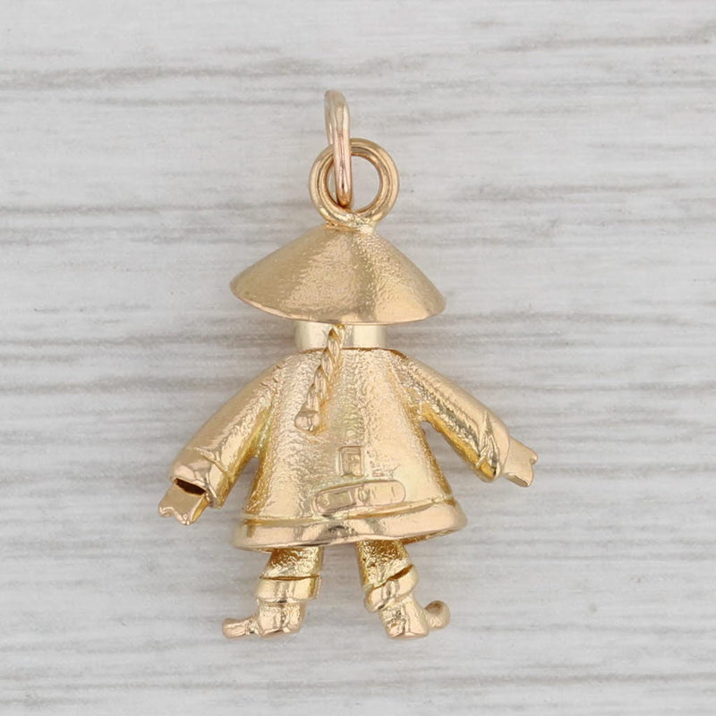 Figural Asian Themed Charm 18k Yellow Gold Souvenir Pendant