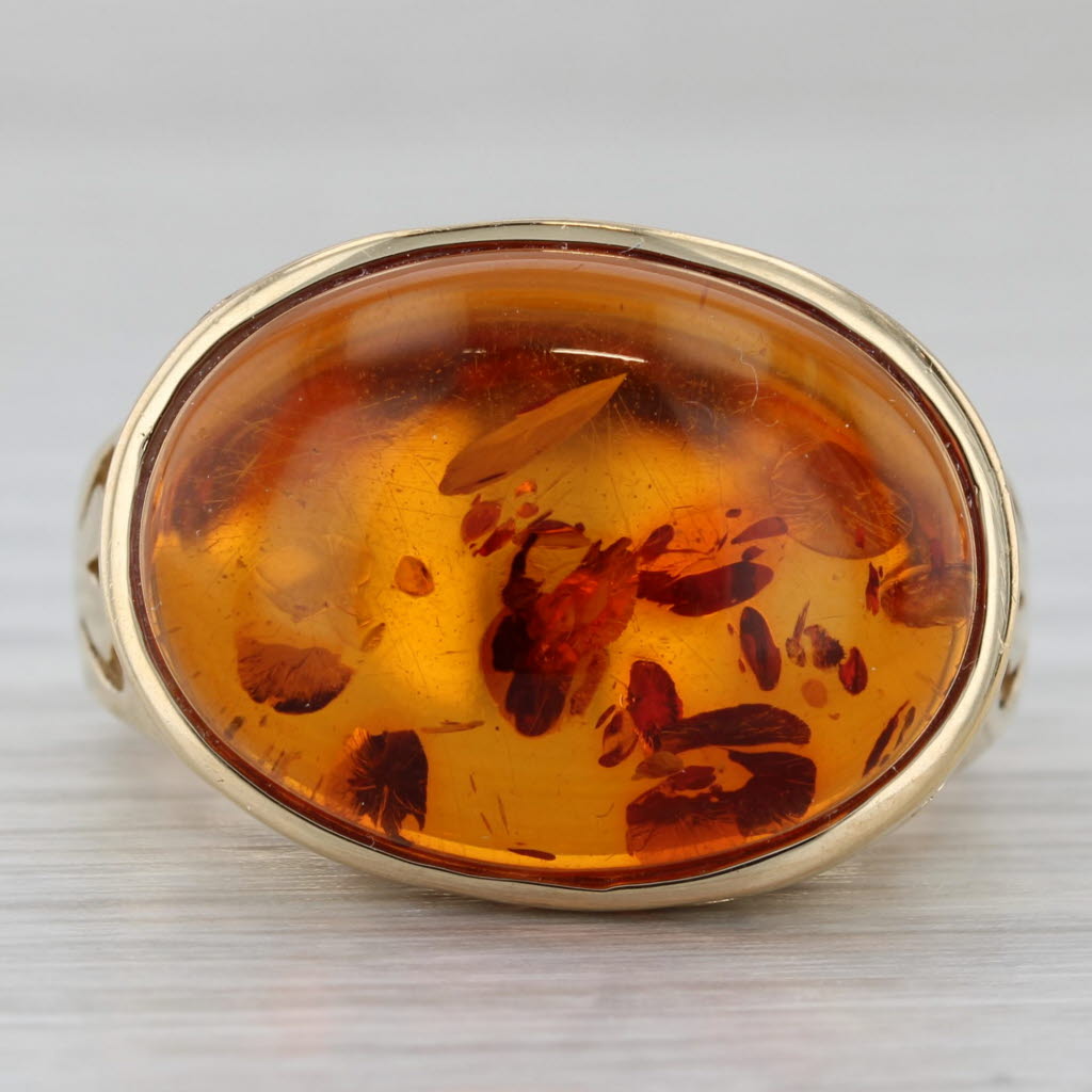 Gray Amber Cabochon 14K Yellow Gold Ornate Cocktail Ring Size 9