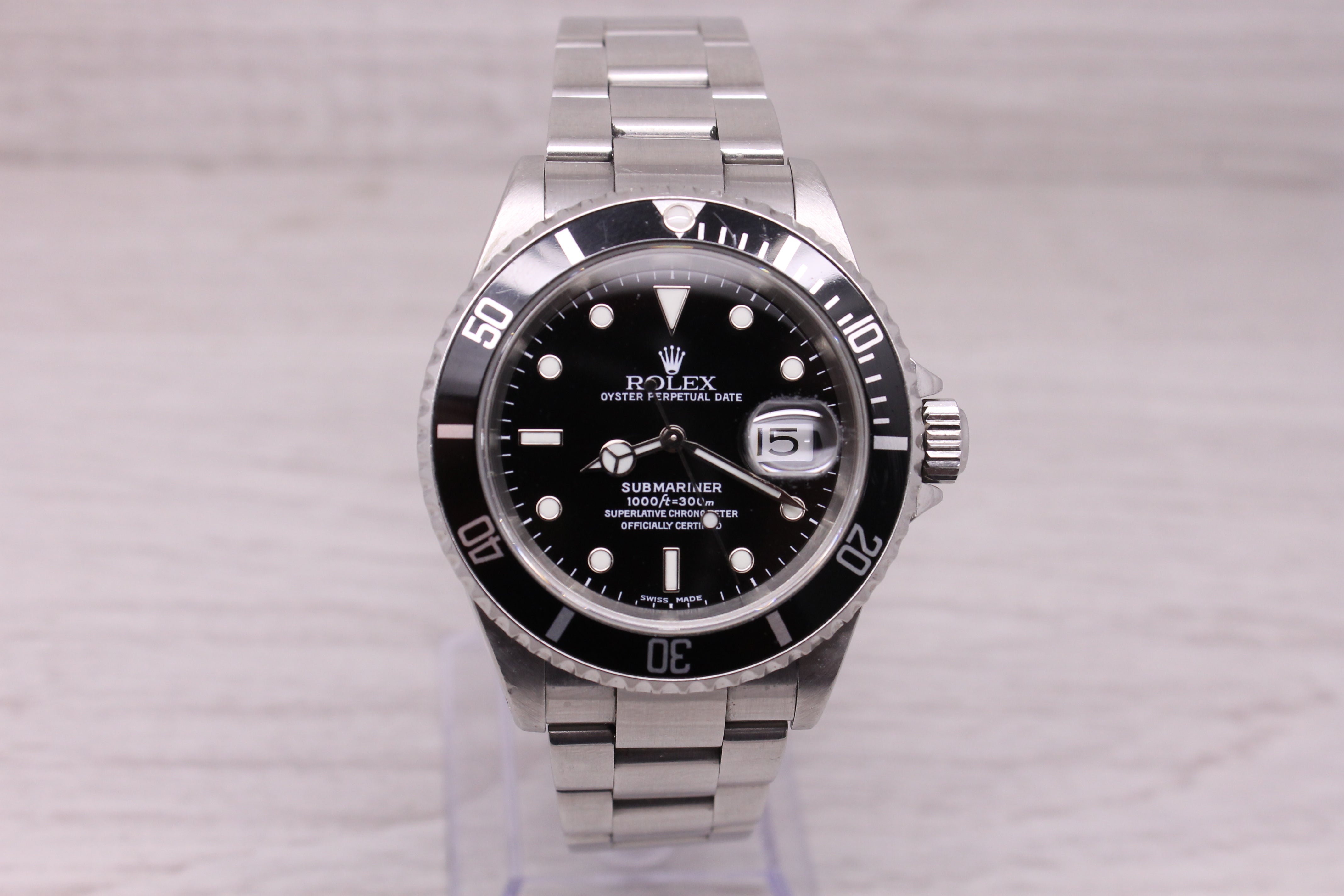 Gray 2000 Rolex Submariner 16610 40mm Steel Automatic Divers Watch Full Bracelet Box