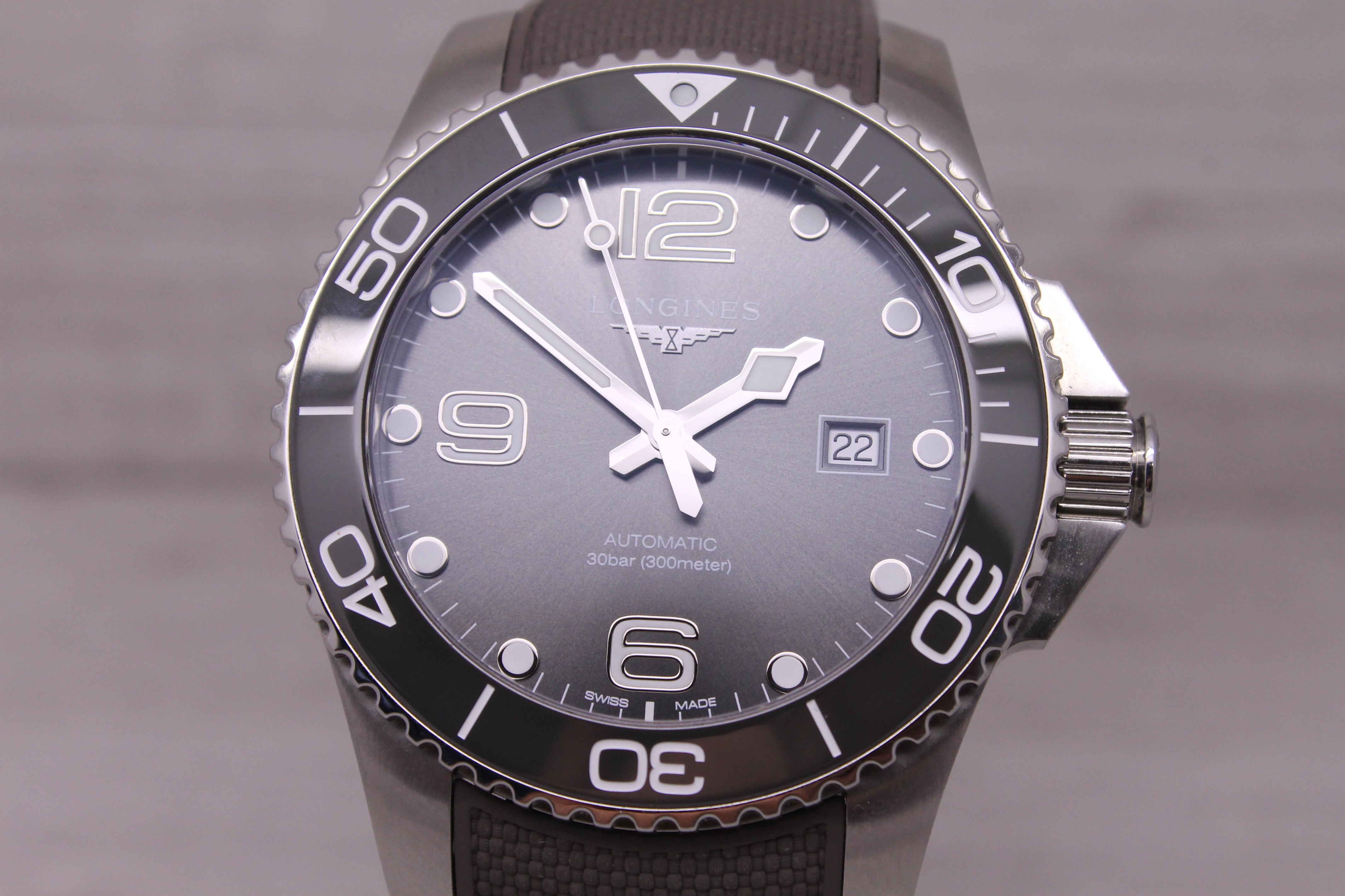 Light Slate Gray Longines Hydro Conquest Men 43mm Stainless Steel Automatic Divers Watch L3.782.4