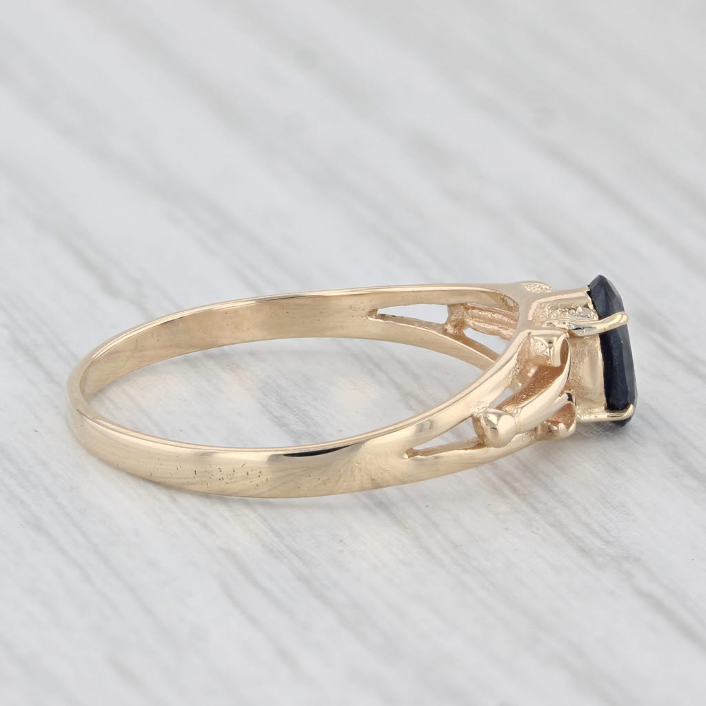 Light Gray 0.57ct Lab Created Oval Blue Sapphire Solitaire Ring 14k Yellow Gold Size 6.25