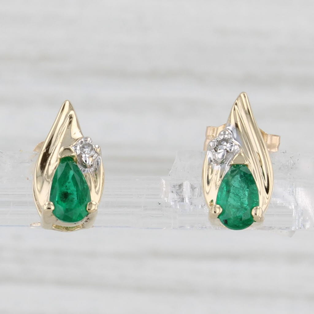 Light Gray 0.40ctw Emerald Diamond Teardrop Stud Earrings 14k Yellow Gold