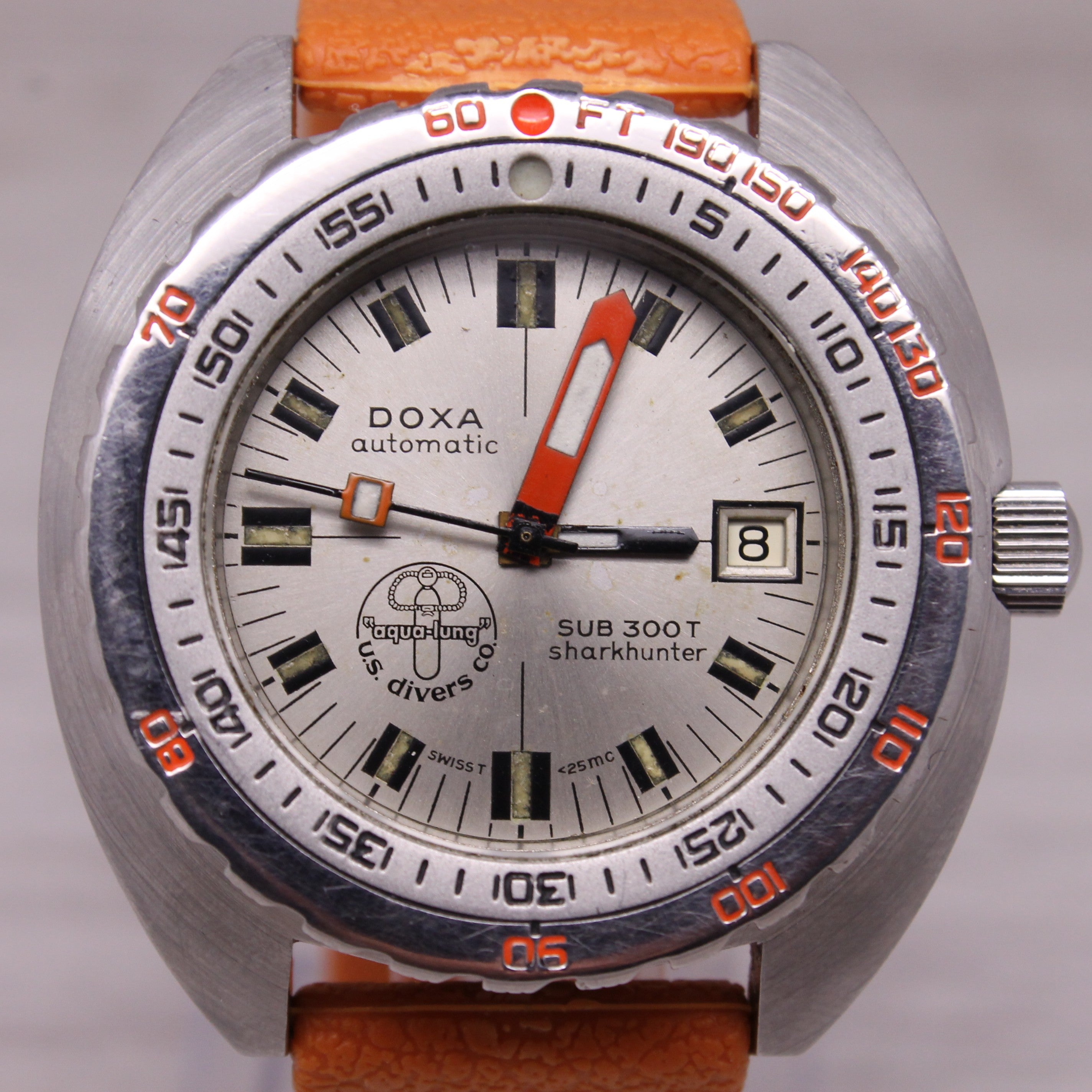 Vintage Doxa SUB300T Sharkhunter Mens 42mm Steel Divers Watch Silver Aqua Lung