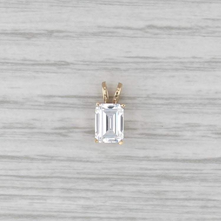 0.95ct Cubic Zirconia Pendant 10k Yellow Gold Small Drop