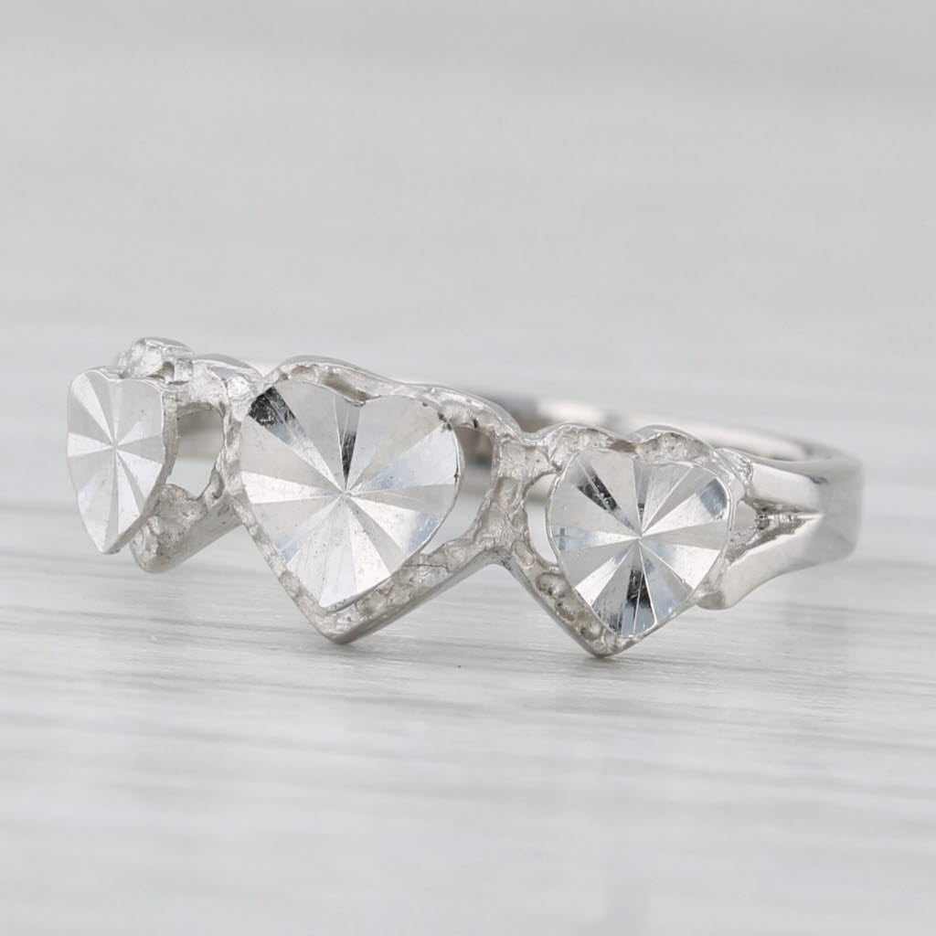 Light Gray Shimmering Rayed Hearts Ring 14k White Gold Size 6.25 Stackable