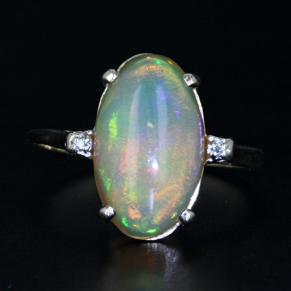 Dark Gray Yellow Opal Oval Cabochon Solitaire Ring 14k Yellow Gold Size 6.25