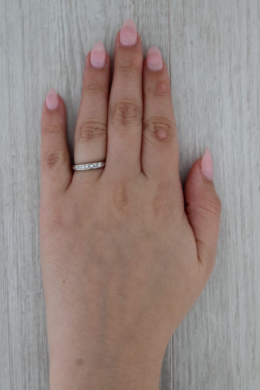 0.18ctw Diamond Wedding Band Platinum Ring Size 6.25 Stackable