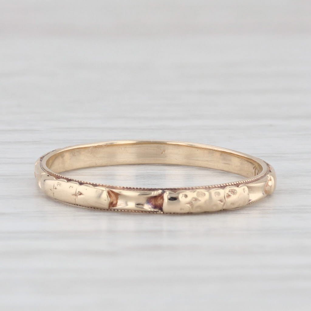 Light Gray Vintage Floral Pattern Wedding Band 14k Yellow Gold Size 5.75 Ring Stackable