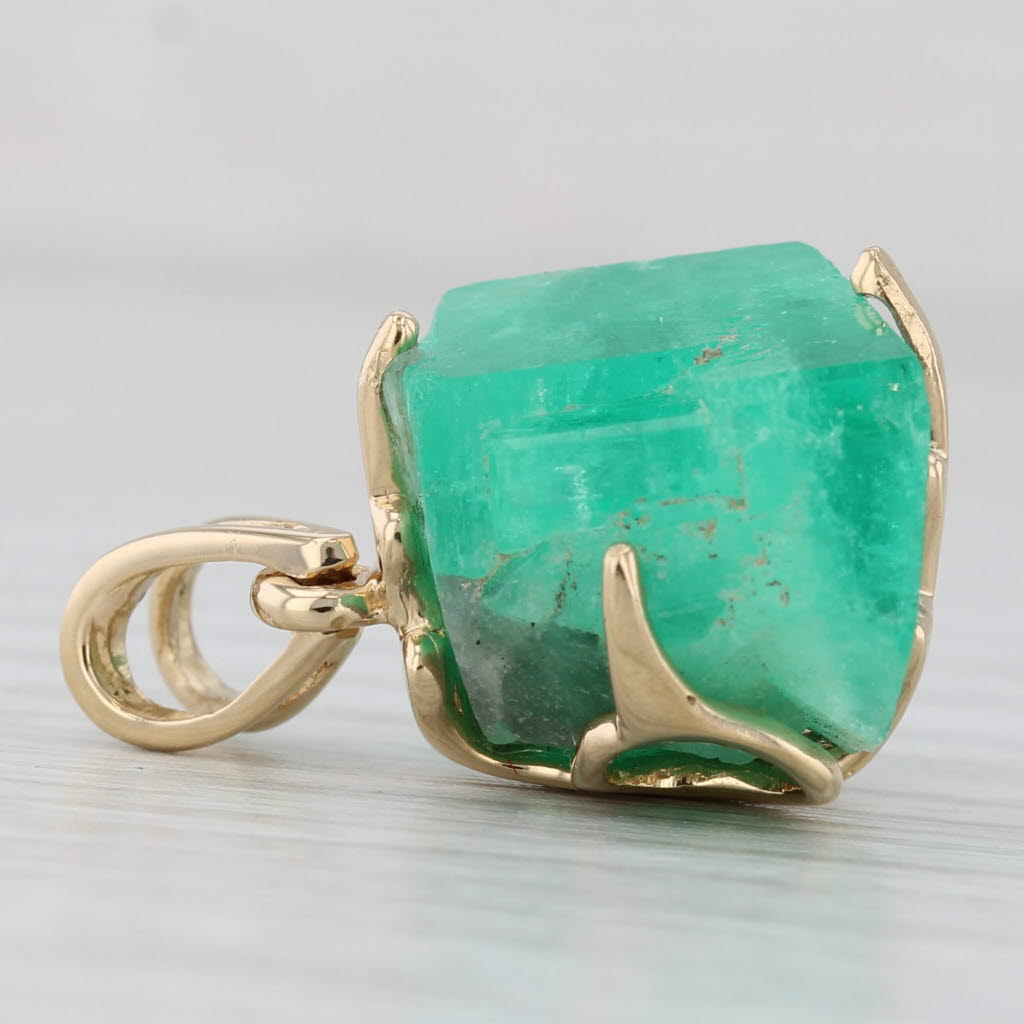 Light Gray Rough Cut Crystal Emerald Pendant 14k Yellow Gold