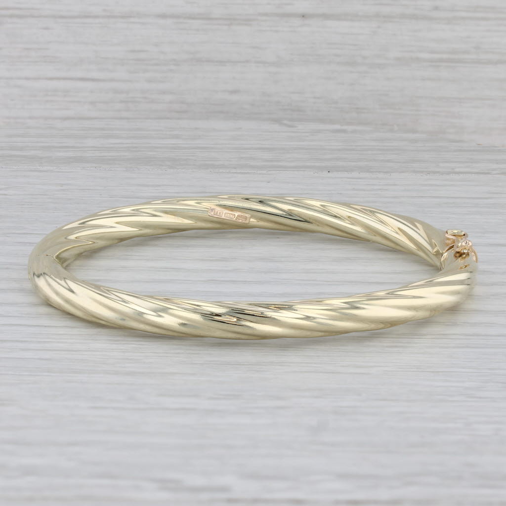 Gray Unoaerre Twisted Hinged Bangle Bracelet 14k Yellow Gold 7"