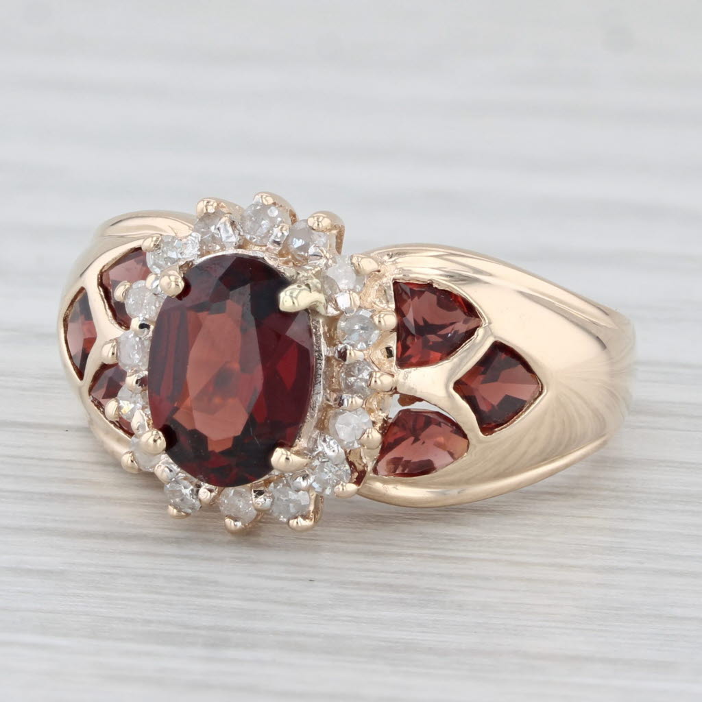 Light Gray 2.33ctw Garnet Diamond Halo Ring 14k Yellow Gold Size 6