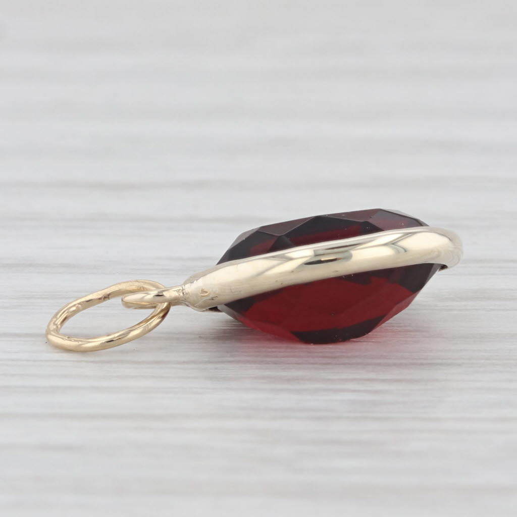 Light Gray Red Oval Glass 10k Yellow Gold Solitaire Pendant Charm