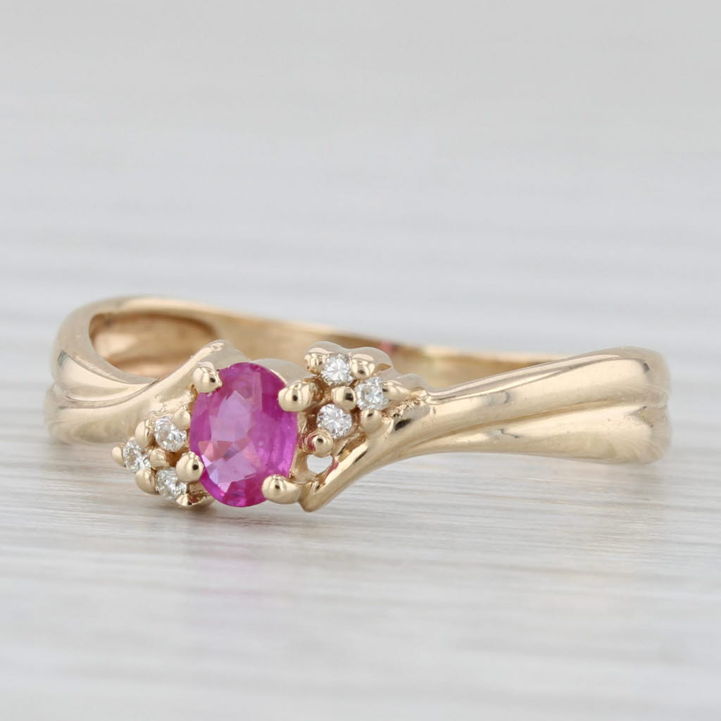 Light Gray 0.28ctw Oval Pink Sapphire Cubic Zirconia Ring 14k Yellow Gold Size 4.75