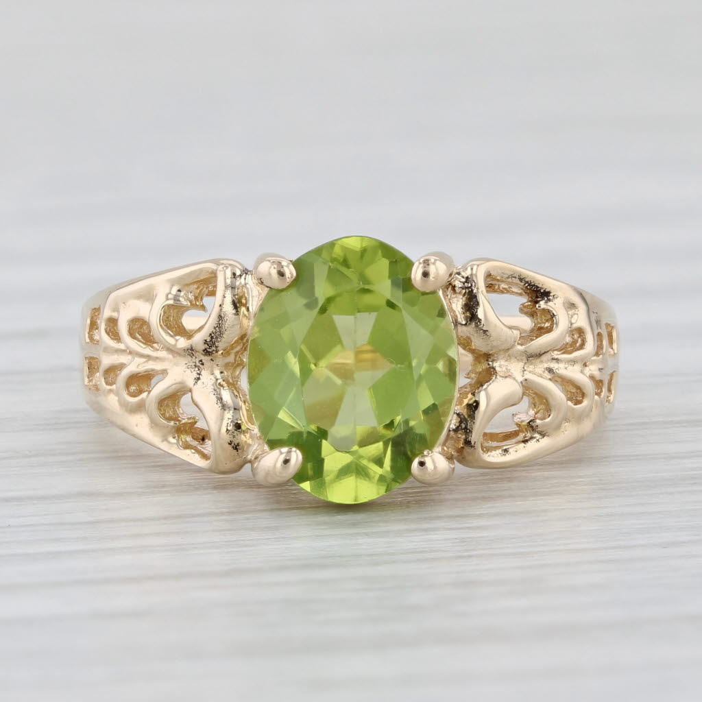 Light Gray 1.75ct Peridot Oval Solitaire Ring 10k Yellow Gold Size 5