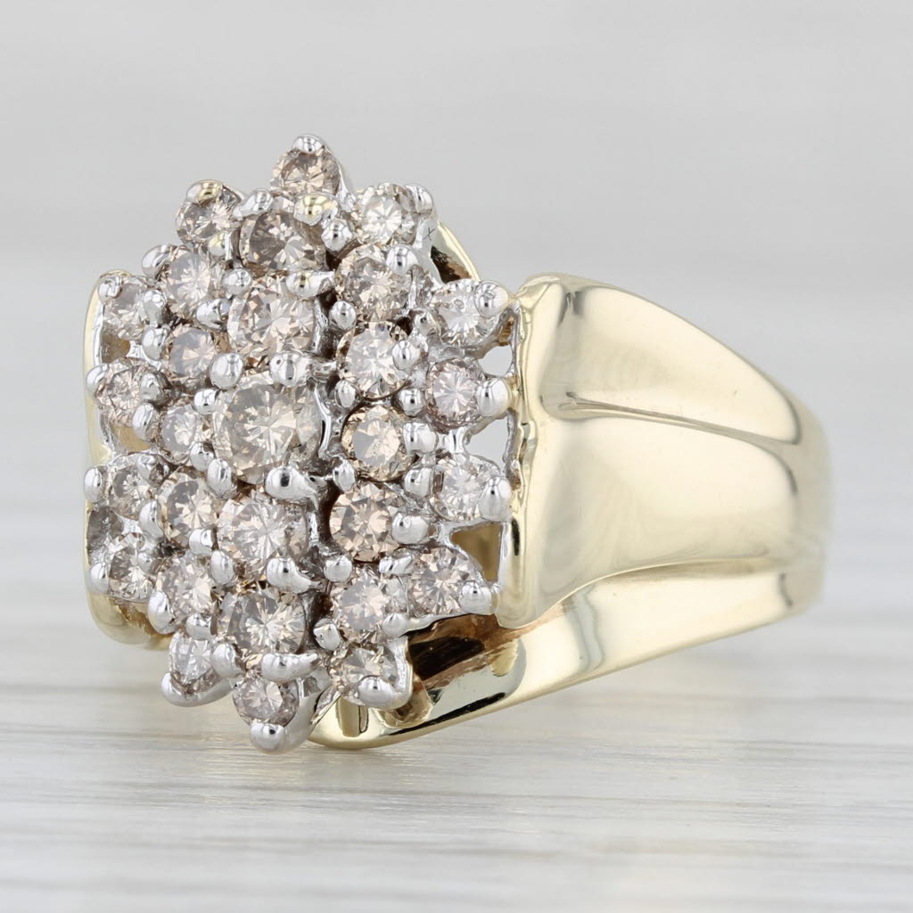 Light Gray 0.90ctw Diamond Cluster Ring 10k Yellow Gold Size 6.75