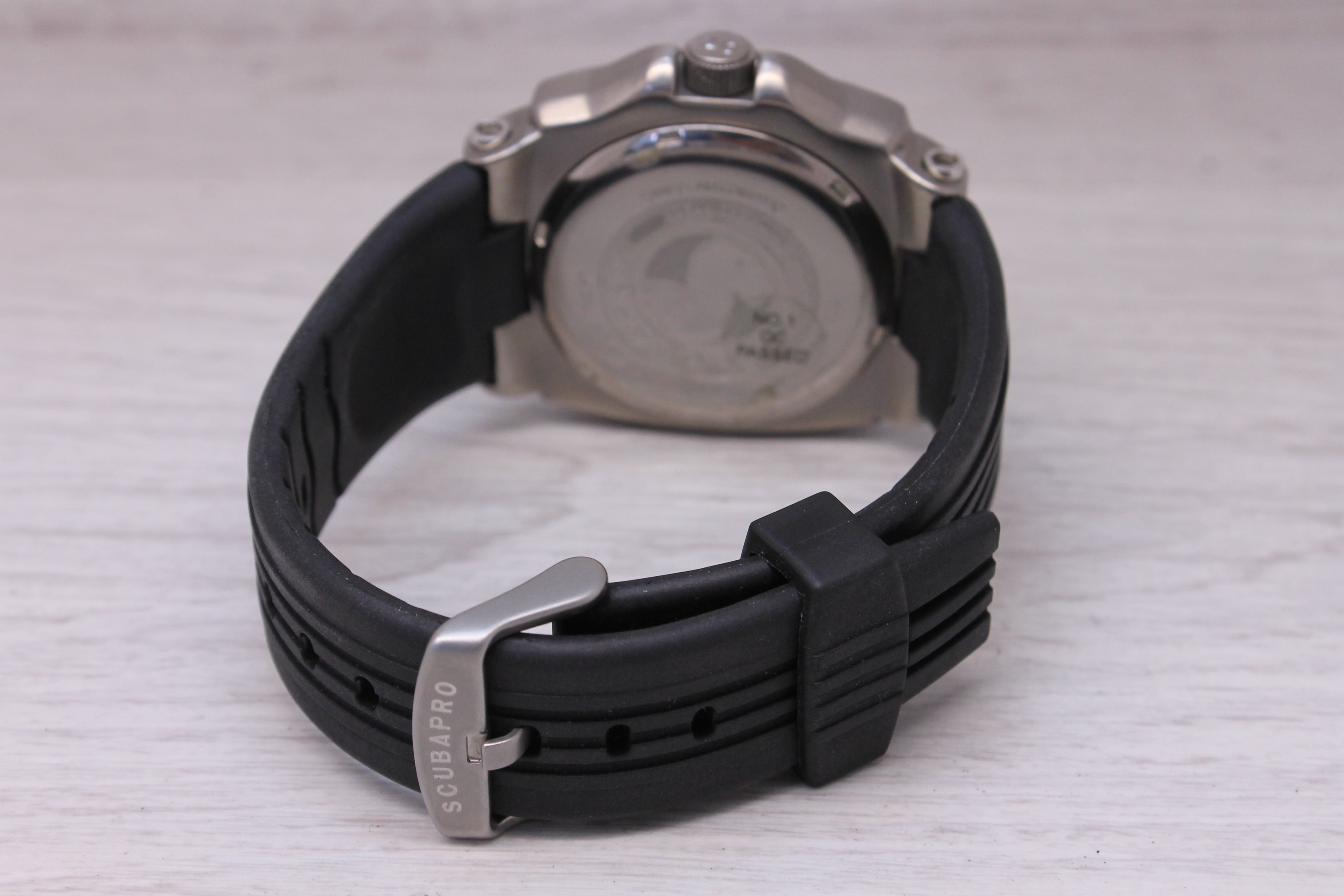 Scubapro 700 Mens 41mm Automatic Titanium Divers Watch w Bracelet Box Strap