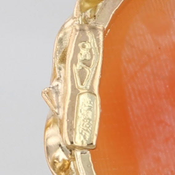 Vintage Carved Shell Cameo Dangle Earrings 18k Yellow Gold Hook Posts