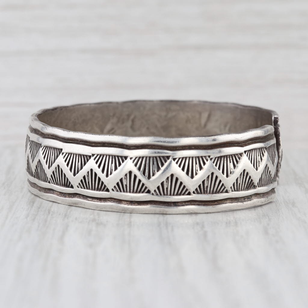 Douglas Etsitty Vintage Navajo Cuff Bracelet Sterling Silver Native American